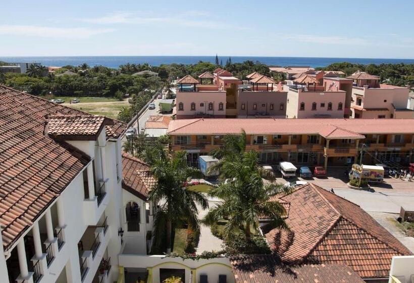 هتل West Bay Colonial