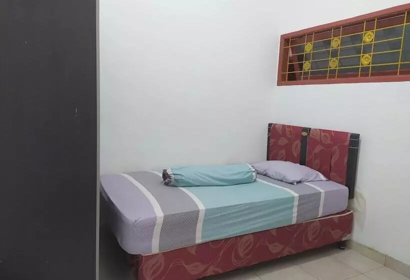 Hotelli Wisma Astukara Syariah	By Oyo