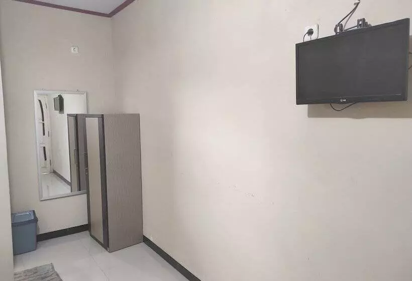 Hotelli Wisma Astukara Syariah	By Oyo