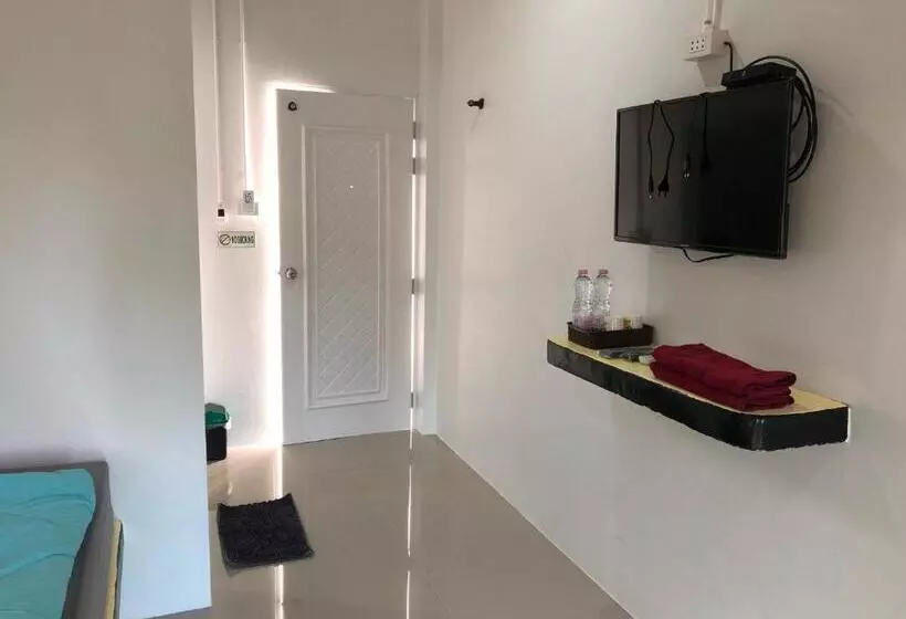 Motelli Chillchillsangkhlaburi โรงแรมชิลชิลสังขละบุรี