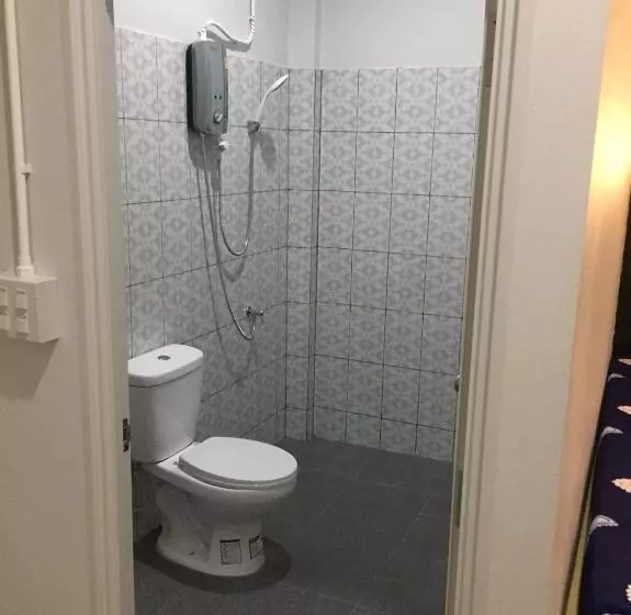 Motelli Chillchillsangkhlaburi โรงแรมชิลชิลสังขละบุรี