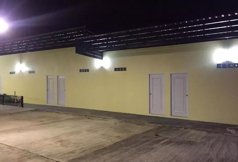 Motelli Chillchillsangkhlaburi โรงแรมชิลชิลสังขละบุรี