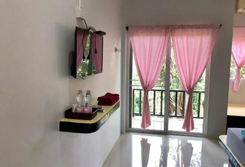 Motelli Chillchillsangkhlaburi โรงแรมชิลชิลสังขละบุรี