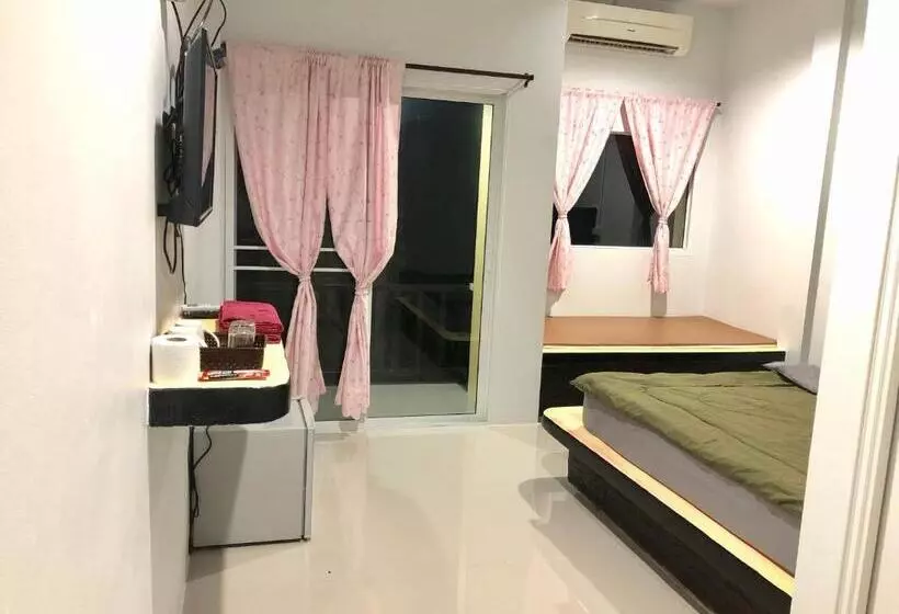 Motelli Chillchillsangkhlaburi โรงแรมชิลชิลสังขละบุรี