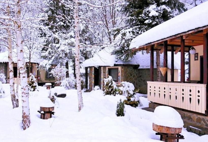 پانسیون Frații Jderi Utopia Verde