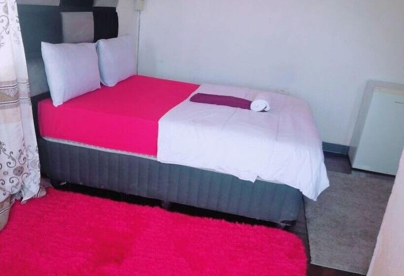 膳宿费 Milly Guest House Jhb