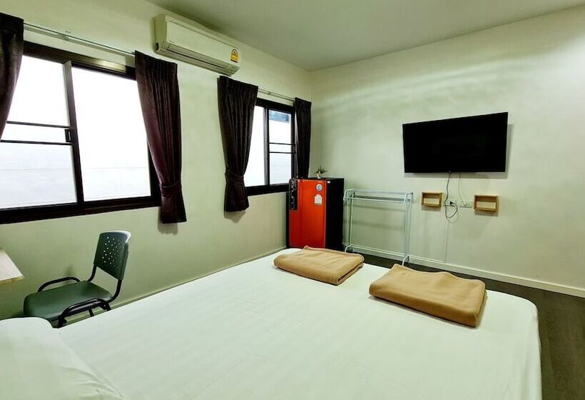 Пансион Tp House@naka