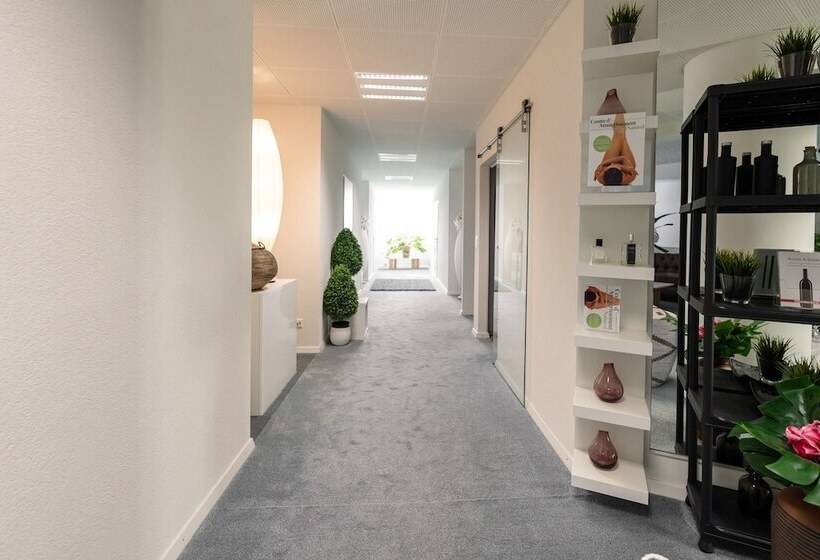 The Business Sleeping Place