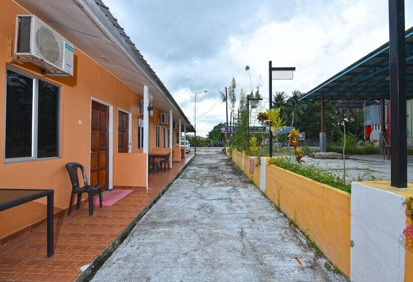 Awan Biru Motel By Oyo