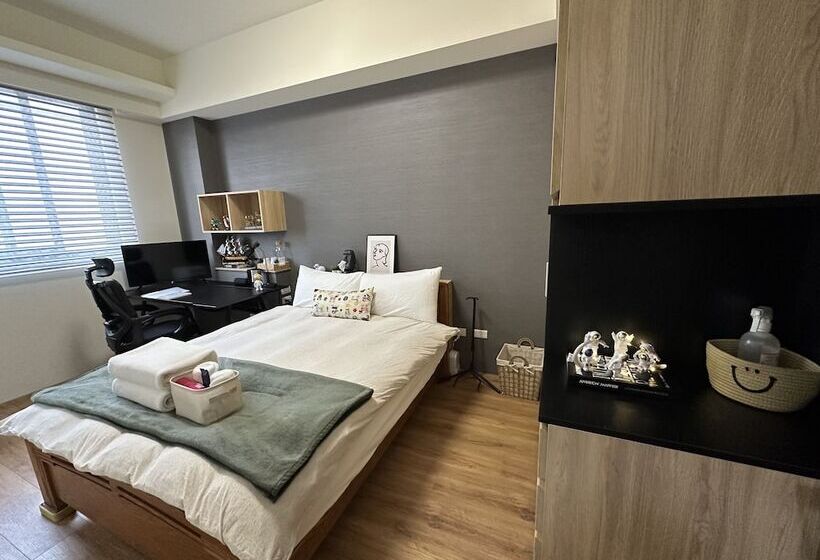 تختخواب و صبحانه Miki Sanbai