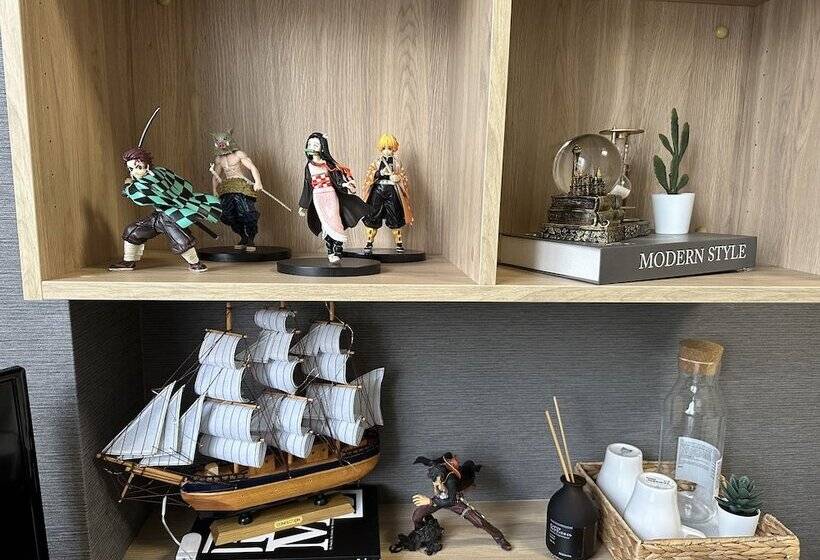 تختخواب و صبحانه Miki Sanbai