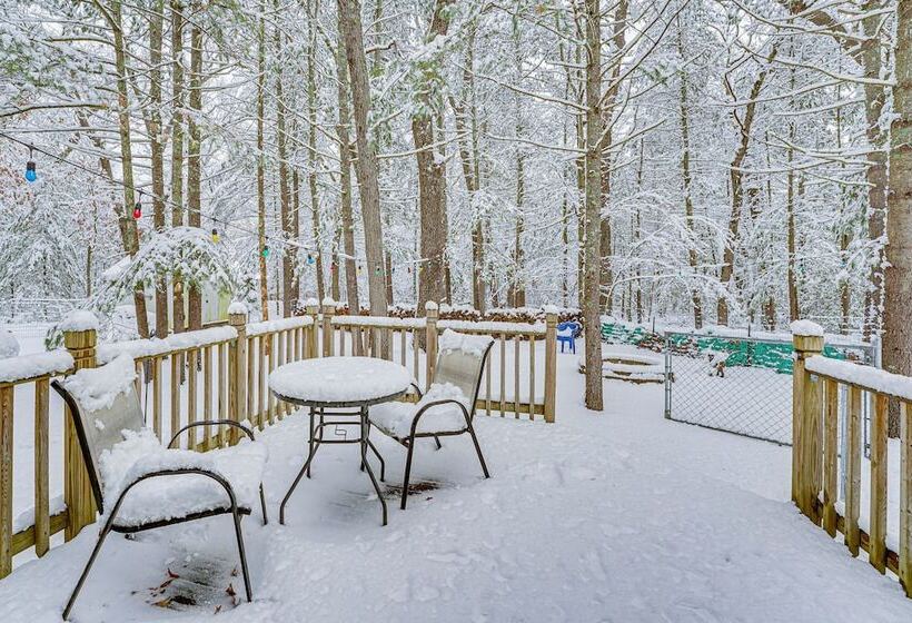 Baldwin Cabin W/ Fire Pit ~ 4 Mi To Big Star Lake!