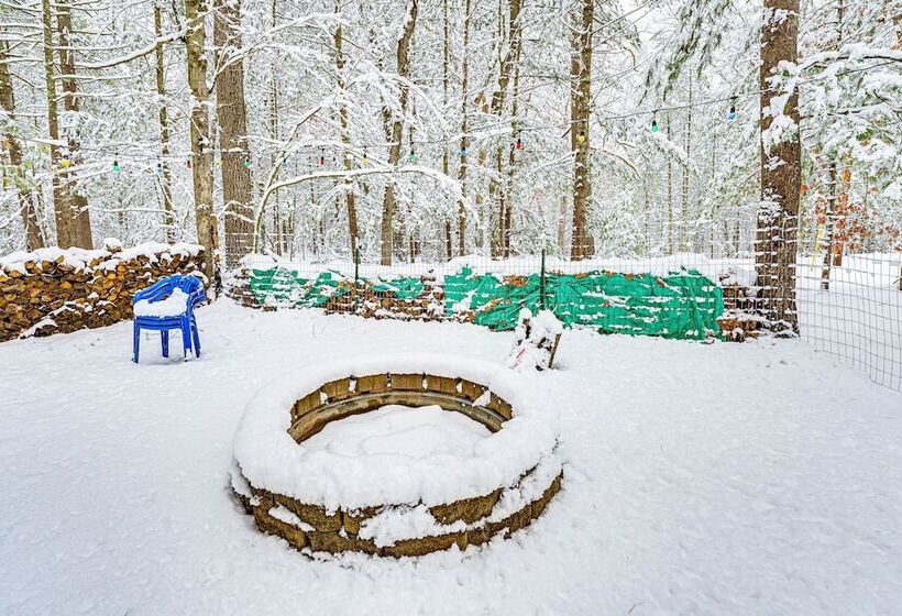 Baldwin Cabin W/ Fire Pit ~ 4 Mi To Big Star Lake!