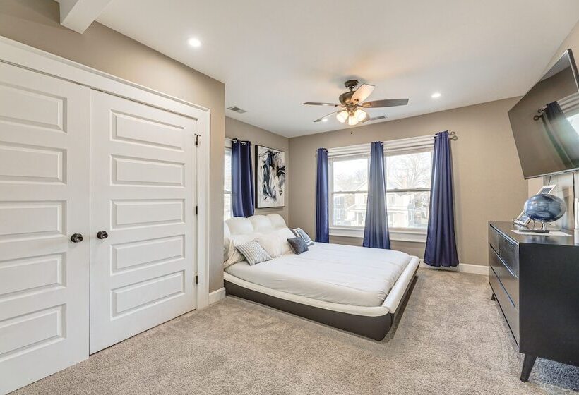 Charming Cincinnati Home W/ Spacious Deck!