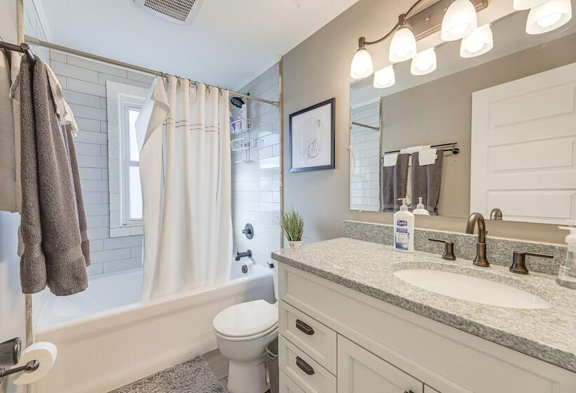 Charming Cincinnati Home W/ Spacious Deck!