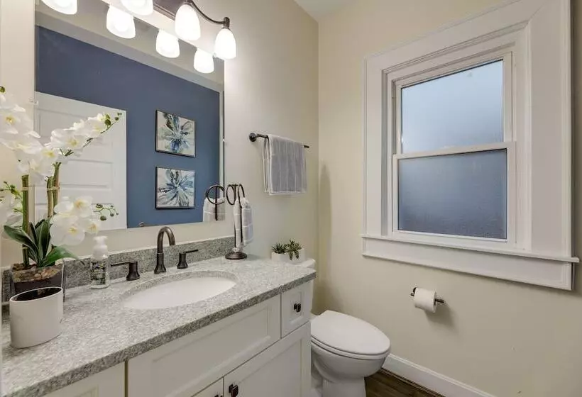 Charming Cincinnati Home W/ Spacious Deck!