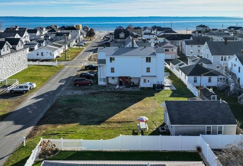 Charming Old Lyme Cottage, Steps To Private Beach!