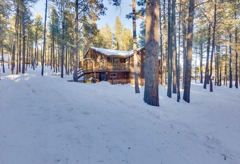 Cozy Angel Fire Cabin W/ Wood Burning Stove!
