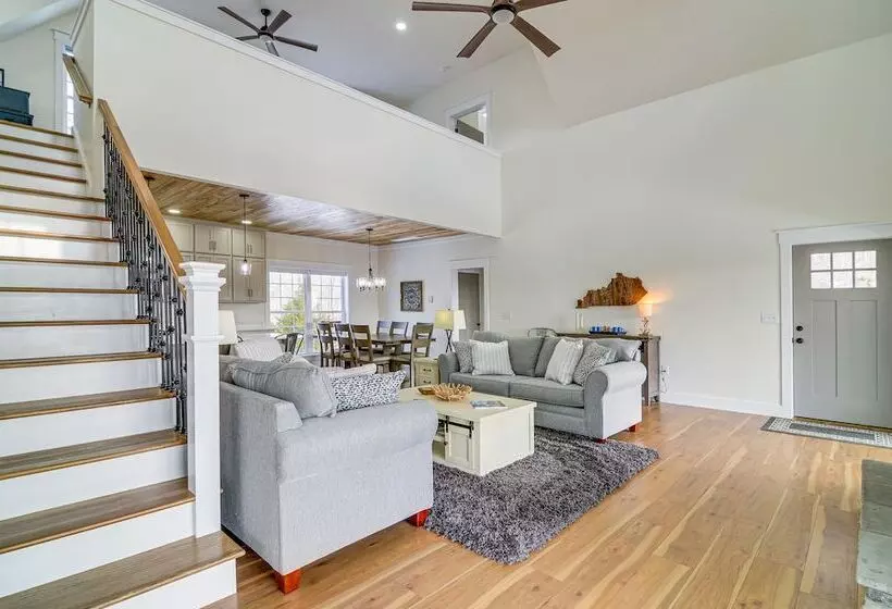 Dale Hollow Cottage W/ Covered Porch & Lake Views!