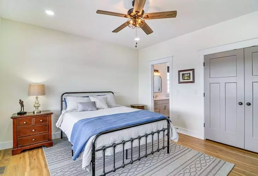 Dale Hollow Cottage W/ Covered Porch & Lake Views!