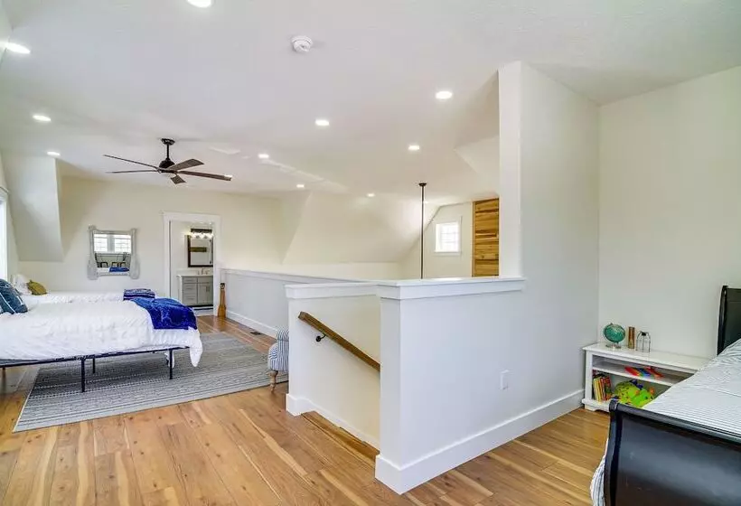 Dale Hollow Cottage W/ Covered Porch & Lake Views!