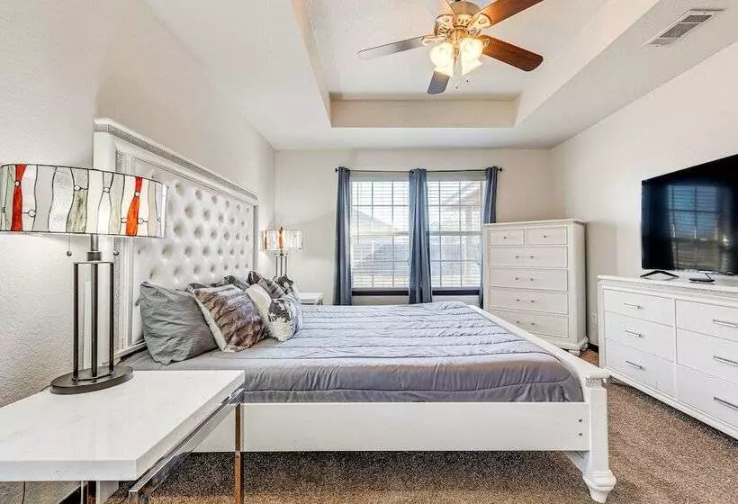 Family Friendly Ocean Springs Home: Grill, Hot Tub