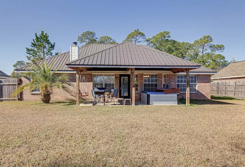 Family Friendly Ocean Springs Home: Grill, Hot Tub