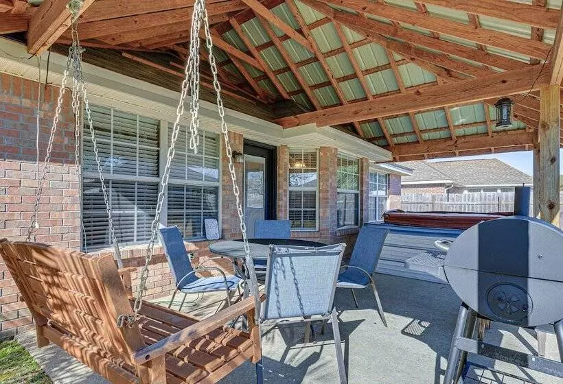 Family Friendly Ocean Springs Home: Grill, Hot Tub