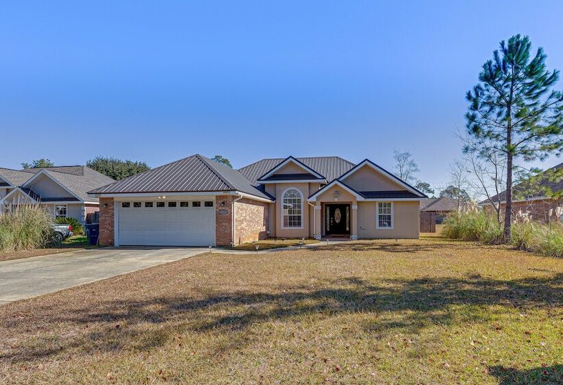 Family Friendly Ocean Springs Home: Grill, Hot Tub