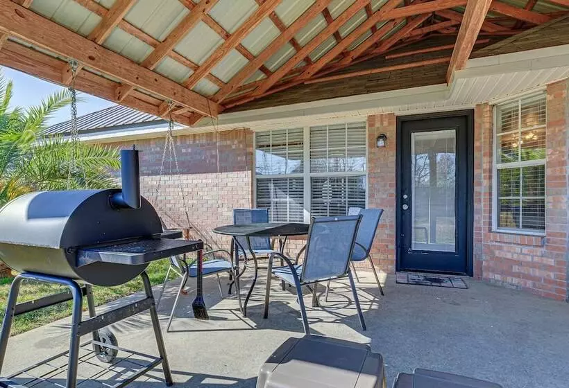 Family Friendly Ocean Springs Home: Grill, Hot Tub