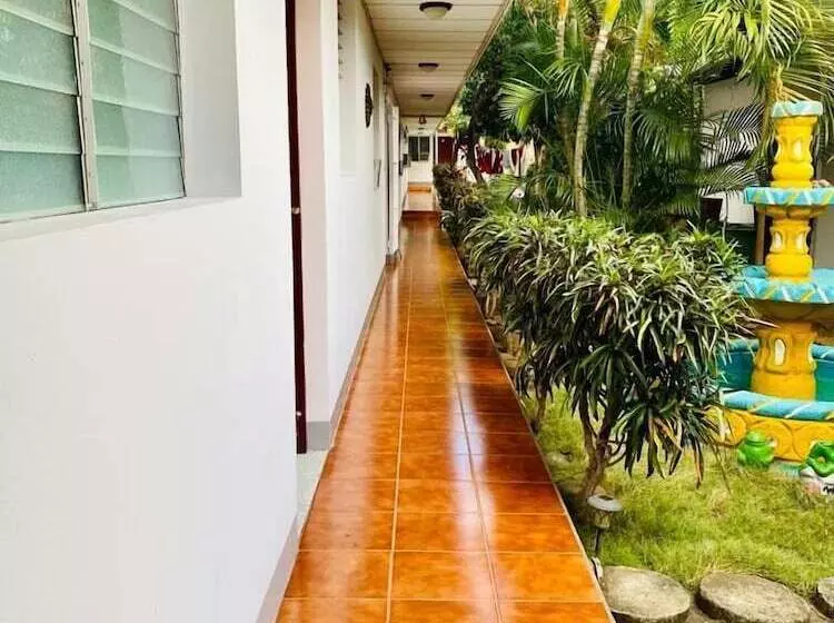 Hostal Clary