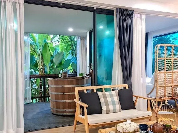 Hotelli Pu Pah Kanna Pua   ปู๋ ป๋าล์ คันนา ปัว