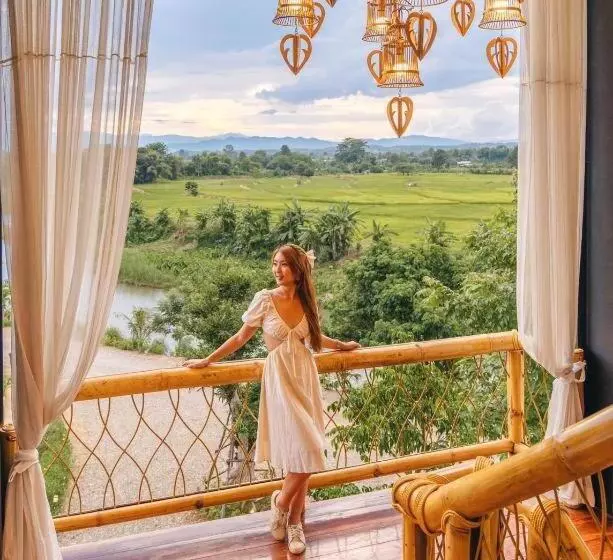 Hotelli Pu Pah Kanna Pua   ปู๋ ป๋าล์ คันนา ปัว