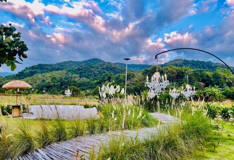 酒店 Pu Pah Kanna Pua ปู๋ ป๋าล์ คันนา ปัว