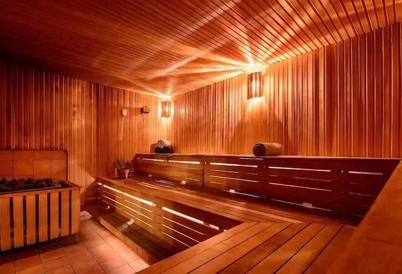 Skåvsjöholm Hotell & Konferens