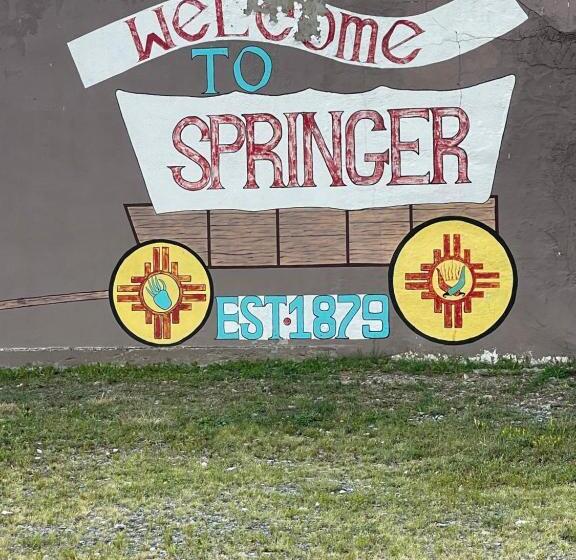 فندق Springer Station