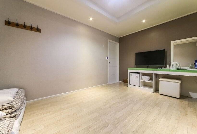 Motel Tongyeong Seopirang