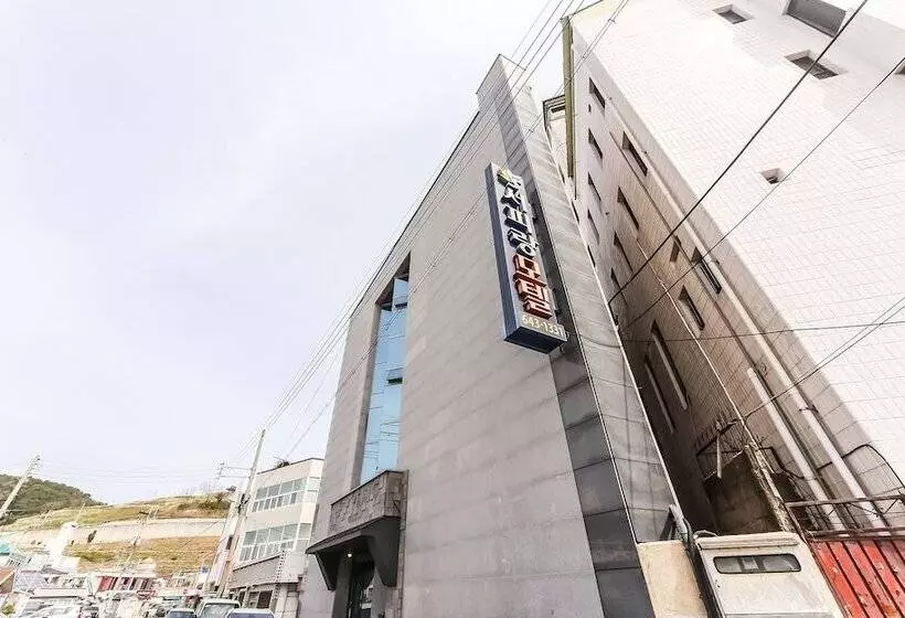 مُتل Tongyeong Seopirang
