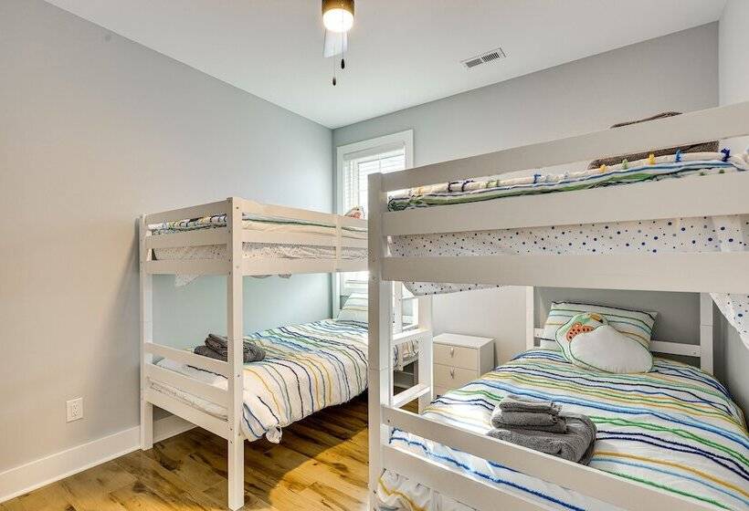 Oak Island Coastal Home W/ Covered Deck!