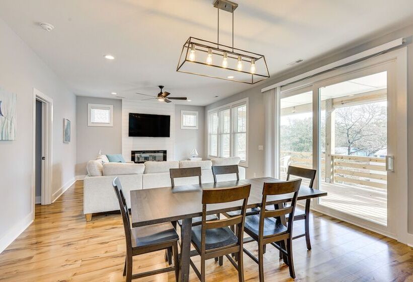 Oak Island Coastal Home W/ Covered Deck!