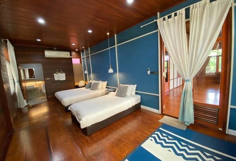 Pensão Lux Homestay