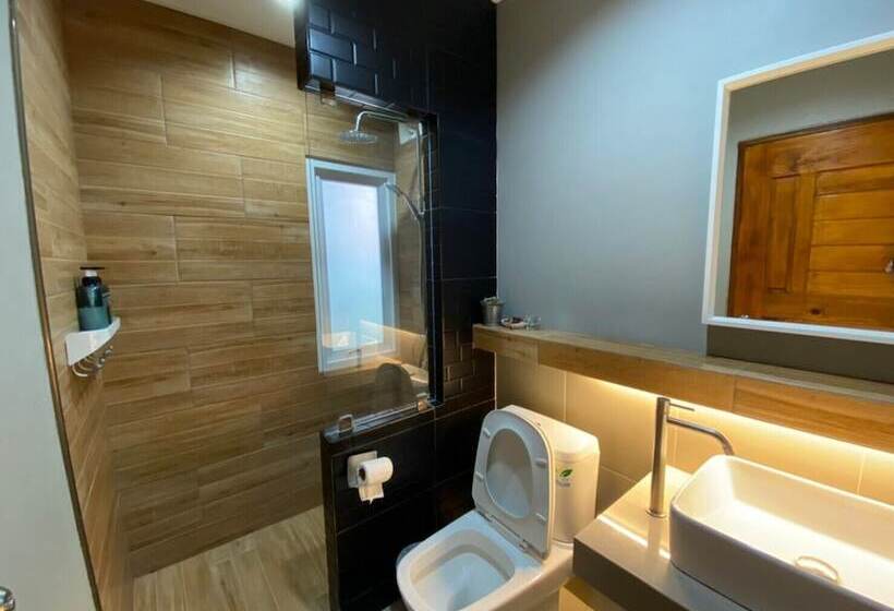 Pensão Lux Homestay