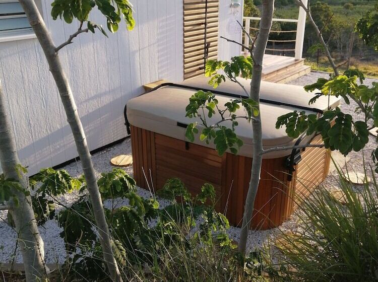 Majatalo Niaouli Lodge