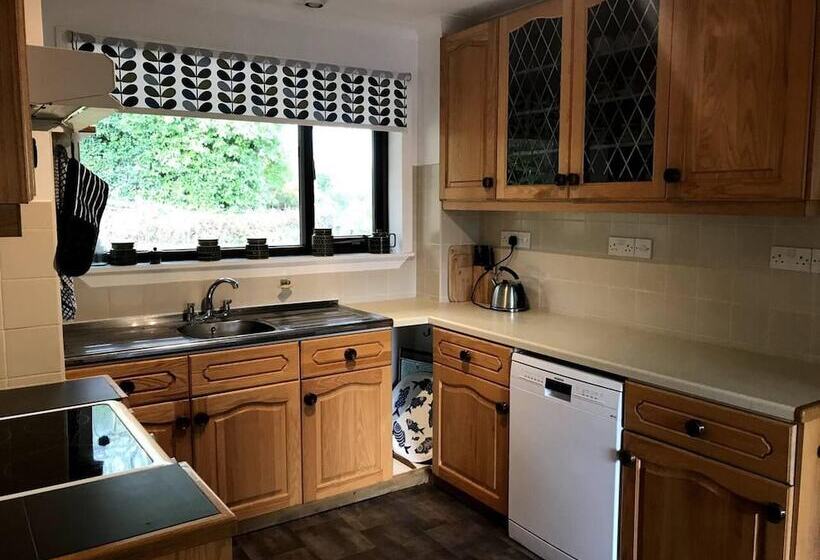 레지던스 Midcentury 3 Bed House In Gairloch