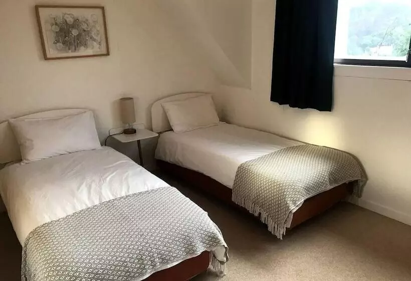 Residenssi Midcentury 3 Bed House In Gairloch