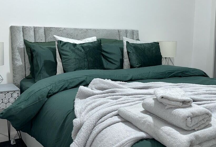 레지던스 Noormak Nights Luxury 3 Bed House In Birmingham