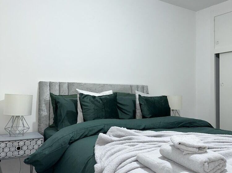 레지던스 Noormak Nights Luxury 3 Bed House In Birmingham