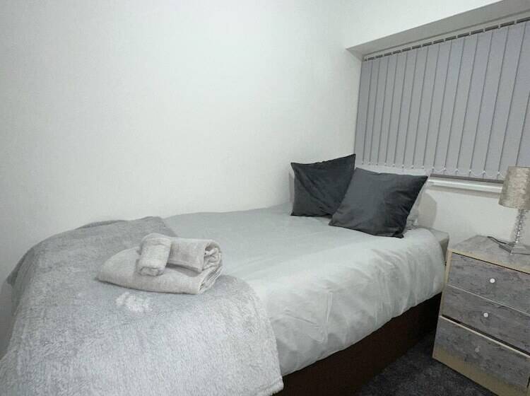 레지던스 Noormak Nights Luxury 3 Bed House In Birmingham