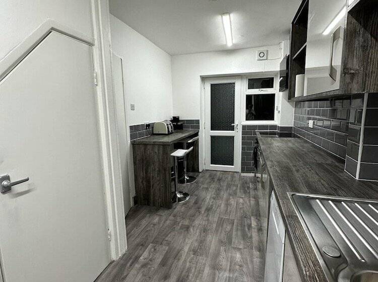 레지던스 Noormak Nights Luxury 3 Bed House In Birmingham