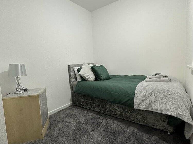 레지던스 Noormak Nights Luxury 3 Bed House In Birmingham